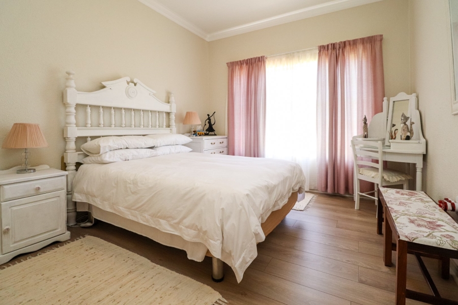 2 Bedroom Property for Sale in Flamwood North West